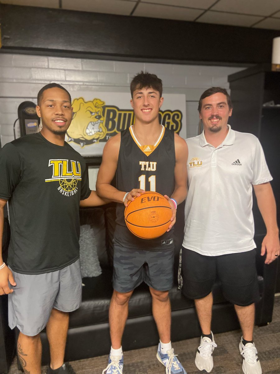After a great visit and great conversations with <a href="/Coach_AFalke314/">Austin James Falke</a>  and <a href="/BeGreatBryson_/">CoachB</a> . I am blessed to receive an offer to play Basketball at Texas Lutheran University!! <a href="/FwoodBoysBball/">Friendswood Boys Basketball</a> @TeamTraeYoungTX