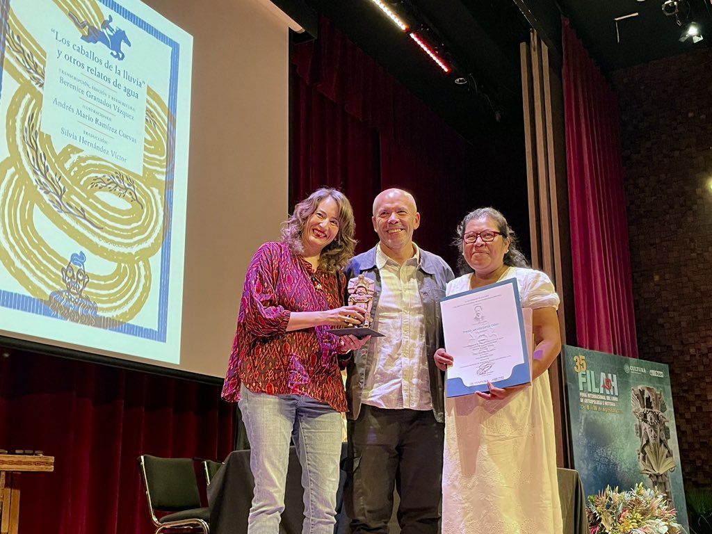 Libros UNAM tweet media