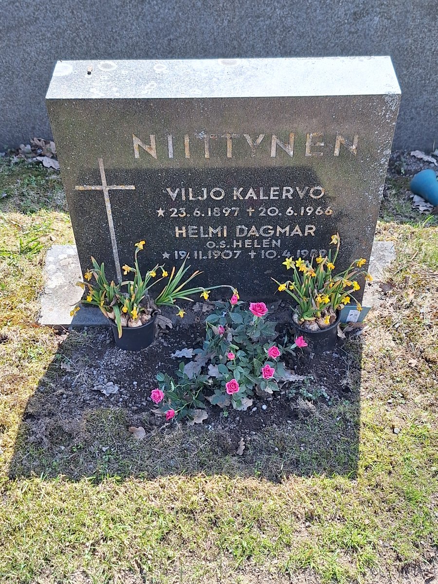 #kiveenhakatut Jääkiekkoilija Yrjö Hakala teki Suomen ensimmäisen maalin olympiakisoissa ja kirjasi tililleen lukemattomia ennätyksiä. <a href="/yleurheilu/">Yle Urheilu</a> <a href="/YleAreena/">Yle Areena</a> <a href="/yleradio1/">Yle Radio 1</a> perjantaina 9. elokuuta klo 13 ja 21.05.