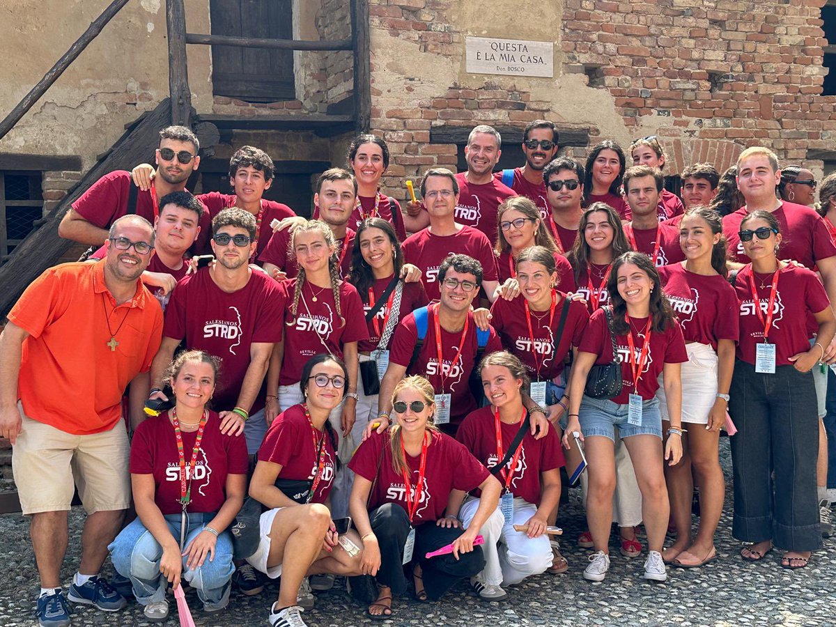 Centro Juvenil ADELANTE tweet media