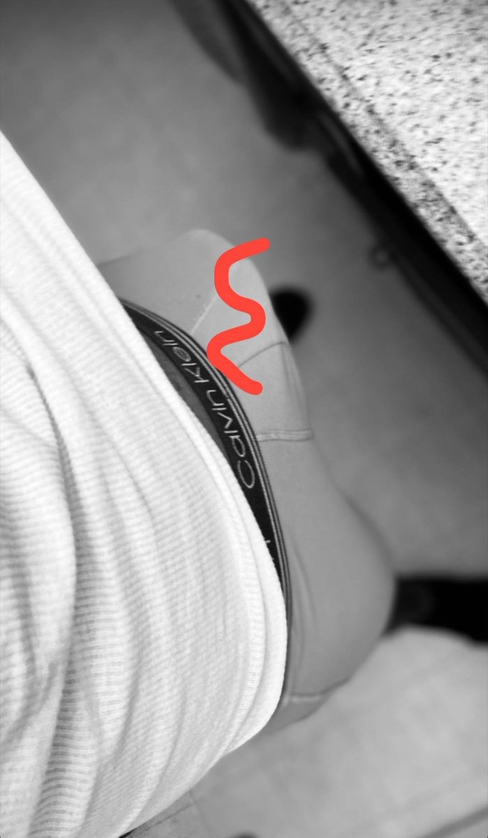 gra_241689's tweet photo. Tardes🥴🔥🔥... Rt... Pues https://t.co/DIDl9mhWOZ