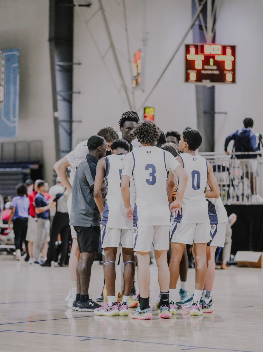 Lavel Harris (@lavel_harris) on Twitter photo I want to thank coach Lamar and <a href="/WhiteJadis/">Jadis White</a> for allowing me to coach this summer for <a href="/GatewayBBall/">Gateway - Knights Basketball Club</a> 16u. This was a great group of guys on and off the court. Learned a lot coaching this group. Wouldn’t change nothing for this group. Good luck this high school season my guys. 🤞🏾🙏 I want to thank coach Lamar and <a href="/WhiteJadis/">Jadis White</a> for allowing me to coach this summer for <a href="/GatewayBBall/">Gateway - Knights Basketball Club</a> 16u. This was a great group of guys on and off the court. Learned a lot coaching this group. Wouldn’t change nothing for this group. Good luck this high school season my guys. 🤞🏾🙏