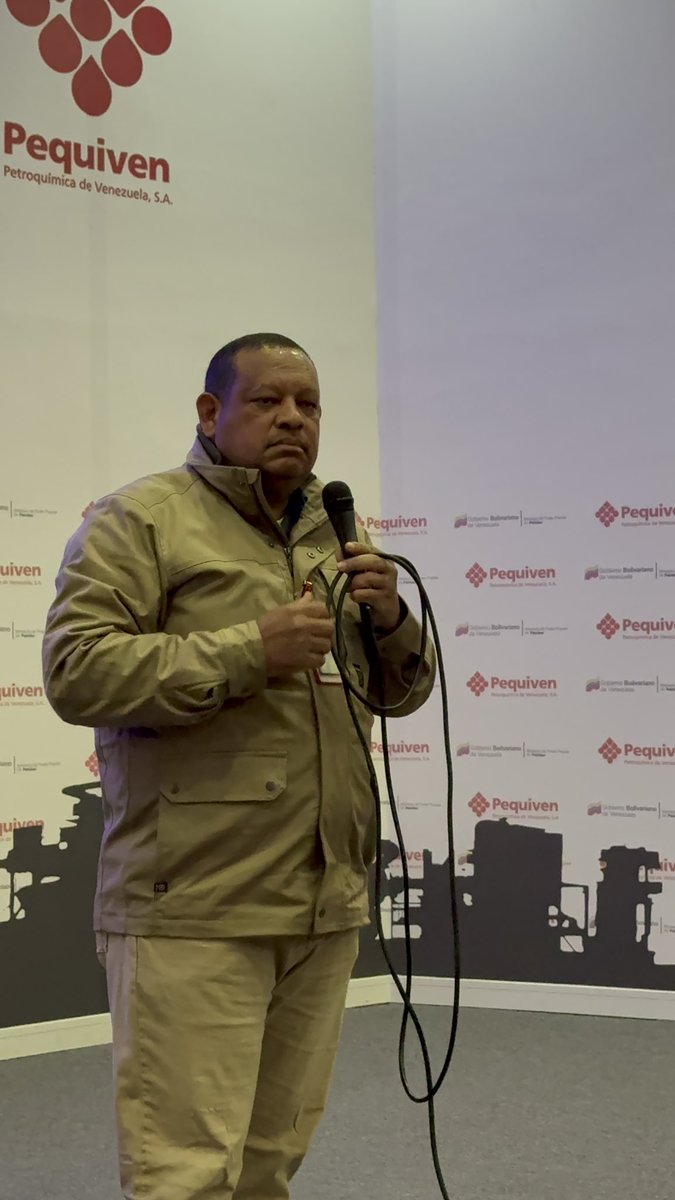 Cptt_Pequiven's tweet image. 📌 José Guerrero Marriaga, director de Pequiven, en diálogo abierto con la clase trabajadora del Complejo Hugo Chávez, agradeció la participación democrática en las elecciones presidenciales. 

@NicolasMaduro 
@TellecheaRuiz 
@elguerrero9523