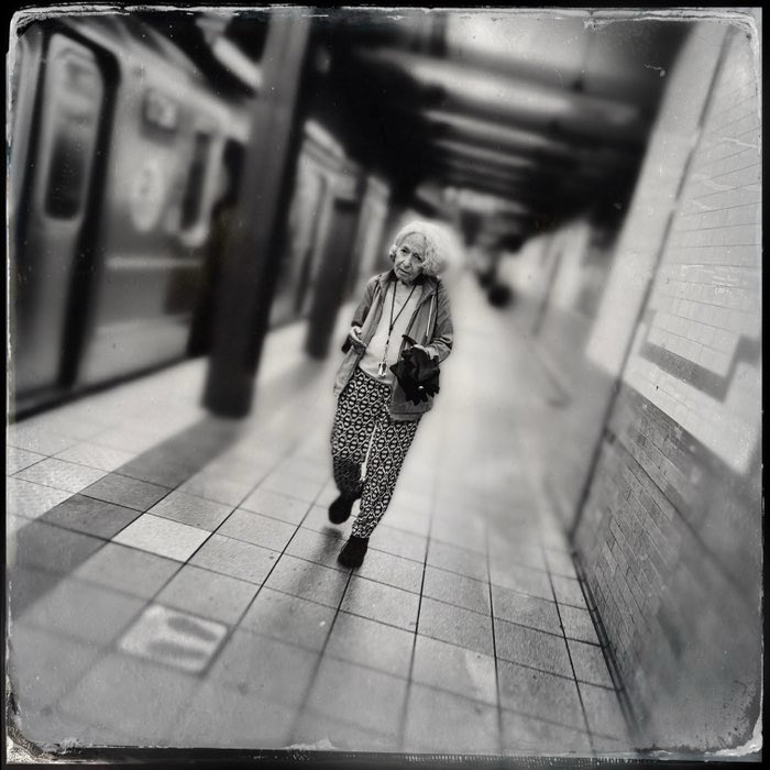 eslieber's tweet image. On the Platform #Hipstamatic #Tinto1884 #DTypePlate