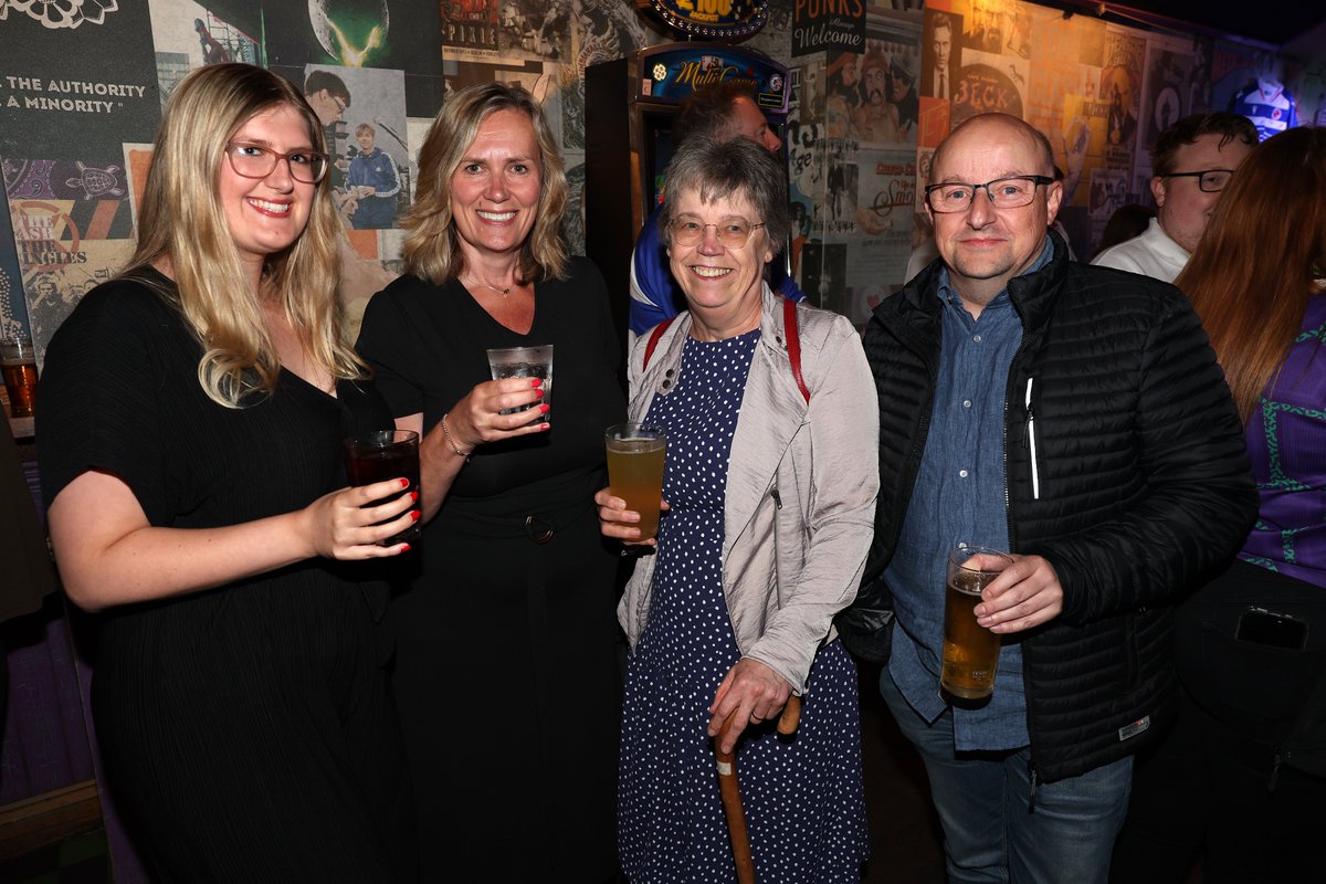 Reading FC tweet media