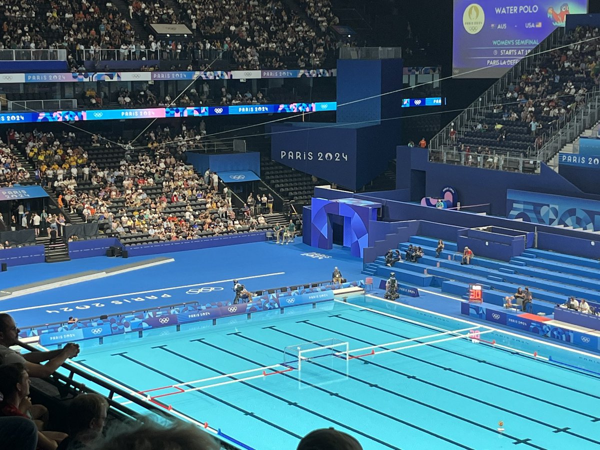 nelsoniousmonk's tweet photo. Let’s go USA water polo! https://t.co/cdwwiFbIGR