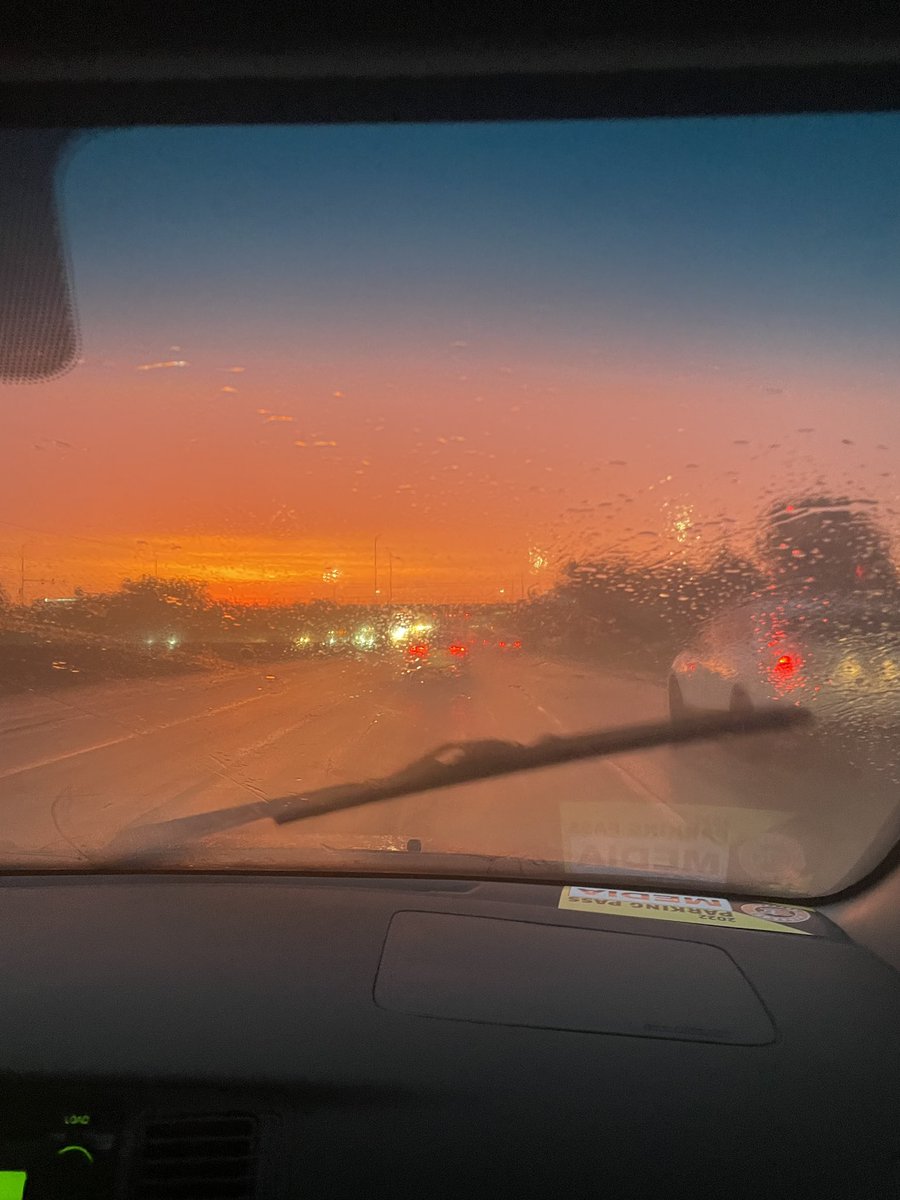 Up before the sun this morning but at least it was pretty! 🌦️