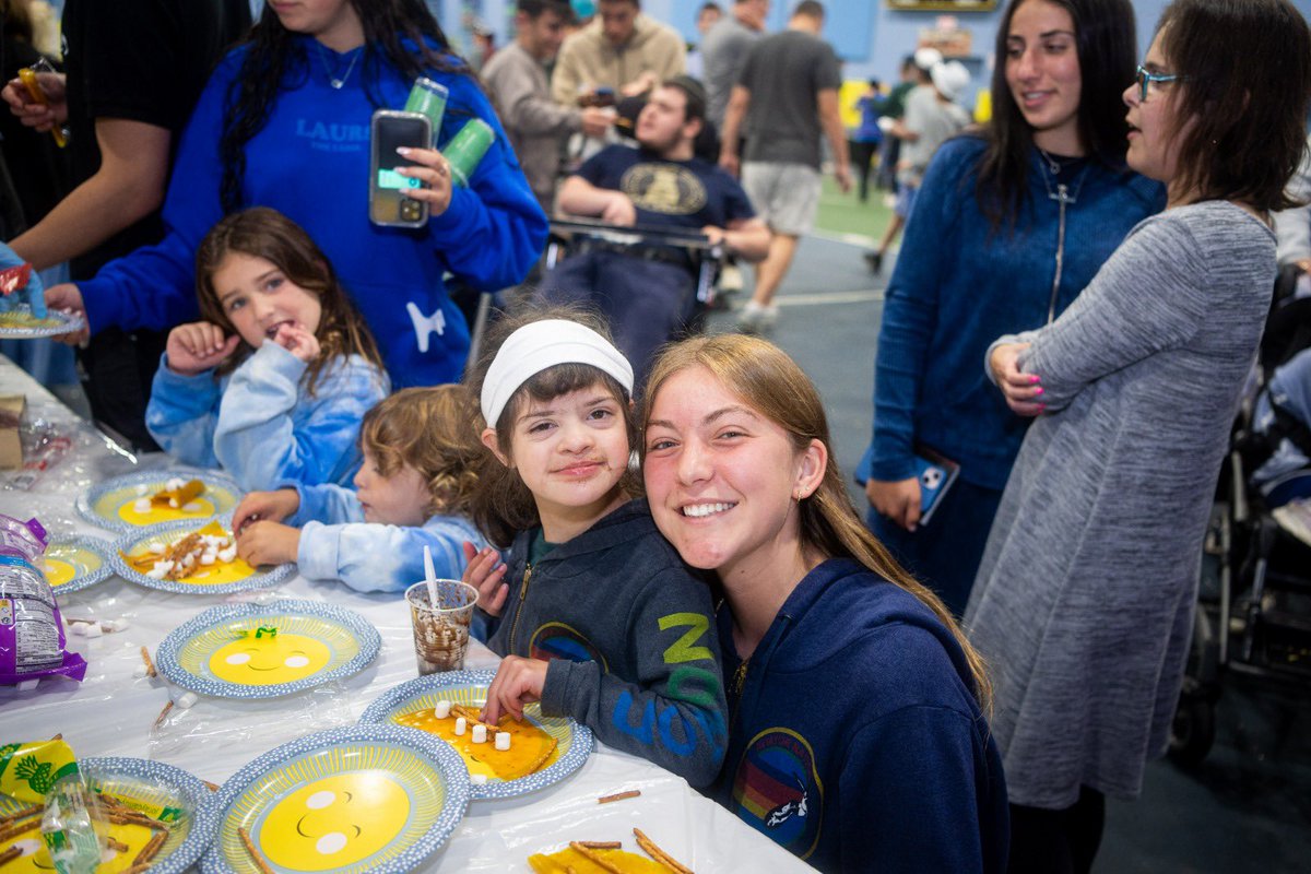 CampHASC's tweet image. Pirate Night💣 #pirate #arrrmatey🗡🏴‍☠️⚓️ #camphasc