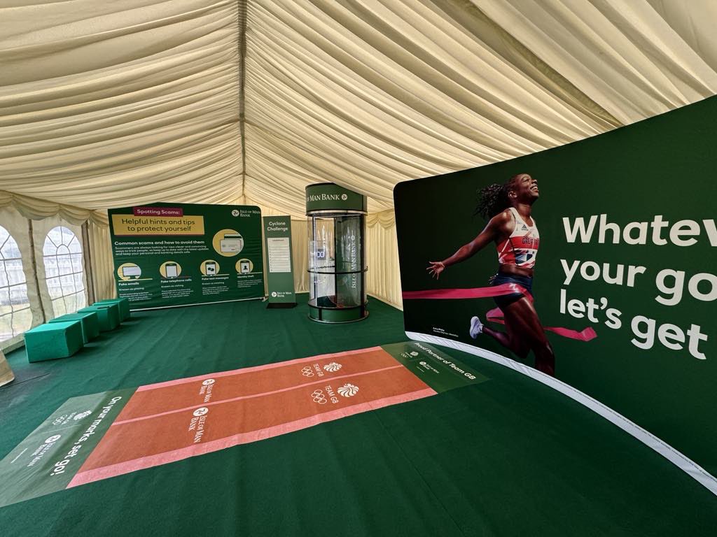 We crossed the Ocean today to set up in Isle of Man for Royal Agricultural show with IOM bank Allan Watts and ready for the gaming action.
Look forward to the next 2 days.
#Cyclonegame