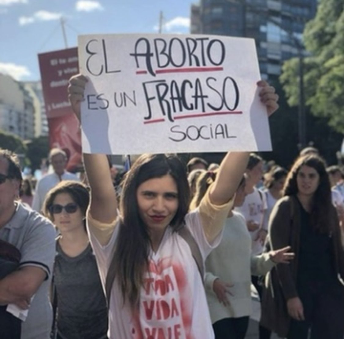 AnaBelenMarmora's tweet photo. Hoy hace 6 años mi generación le
ganó aquella noche lluviosa del 8 de agosto de 2018, por primera vez, a todo el establishment, a los grandes medios y organizaciones internacionales. 

Defendimos lo más preciado: el futuro de la Patria. Volveremos a hacerlo. A SEGUIR DANDO ESTA BATALLA CULTURAL, en la que defender el derecho a la VIDA es fundamental. 

Hasta que el aborto sea impensado. #8A