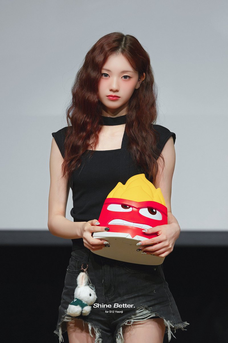 shinebetter12's tweet photo. 240720 위드뮤 팬사인회

#tripleS #트리플에스
#YeonJi #연지 https://t.co/b5LAAVXCAP