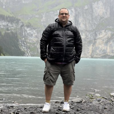 CoachNunoSousa's tweet photo. #NovaFotoDePerfil https://t.co/vtuHsniE8c