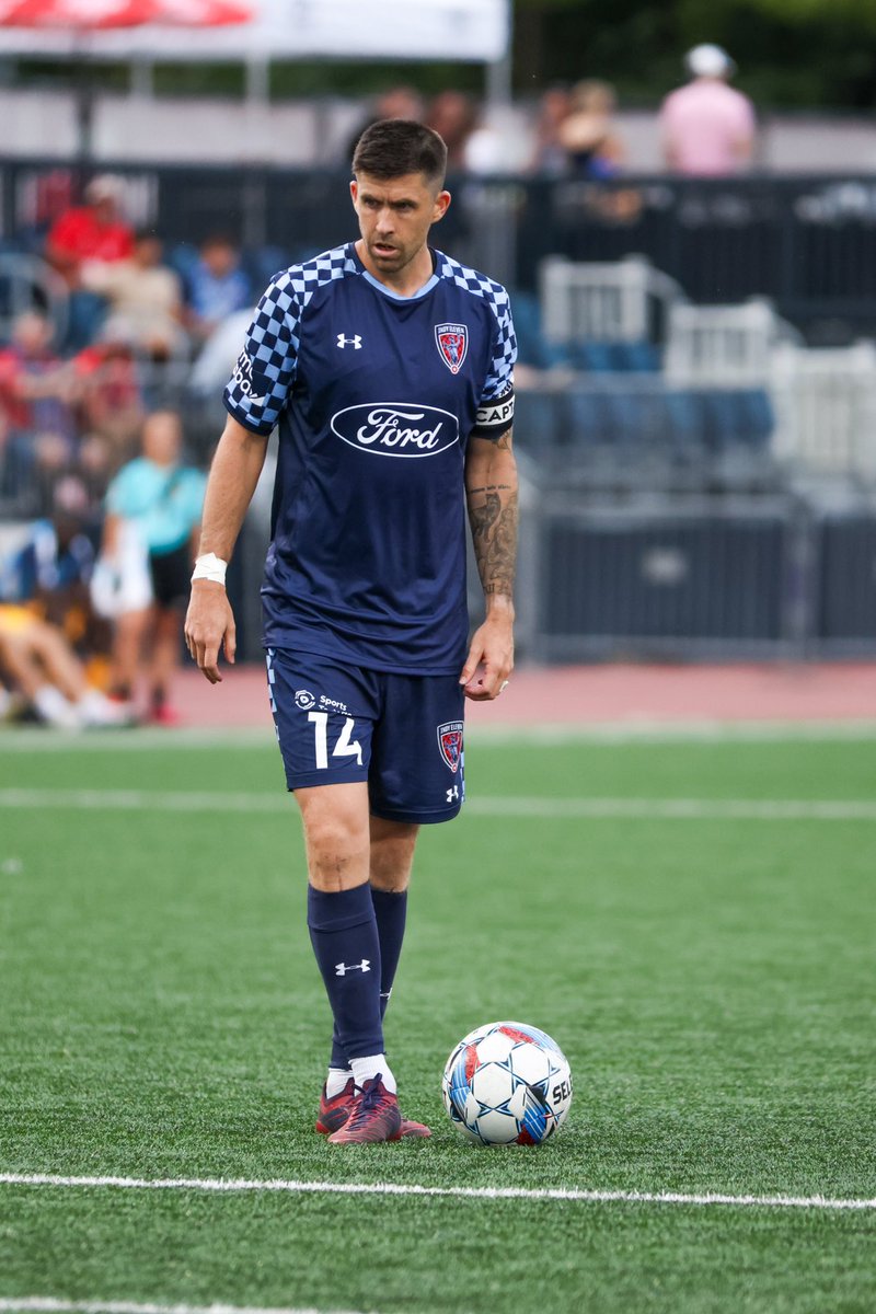 FlicsbyNolan tweet media