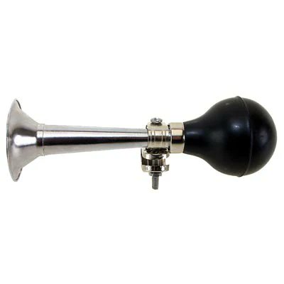 GcLycanth's tweet photo. @funnyvalle @antoineb_dev @ParadisOuEnfer Exactement, du coup vu l'interdiction du klaxon je préconise cet instrument, efficace en toute situation, ergonomique et ce style !
Plus sérieusement, Soyons attentif a chaque usagé sur la route, connaissons nos capacité et tout ce passeras bien. https://t.co/1Ccm9mIgaX