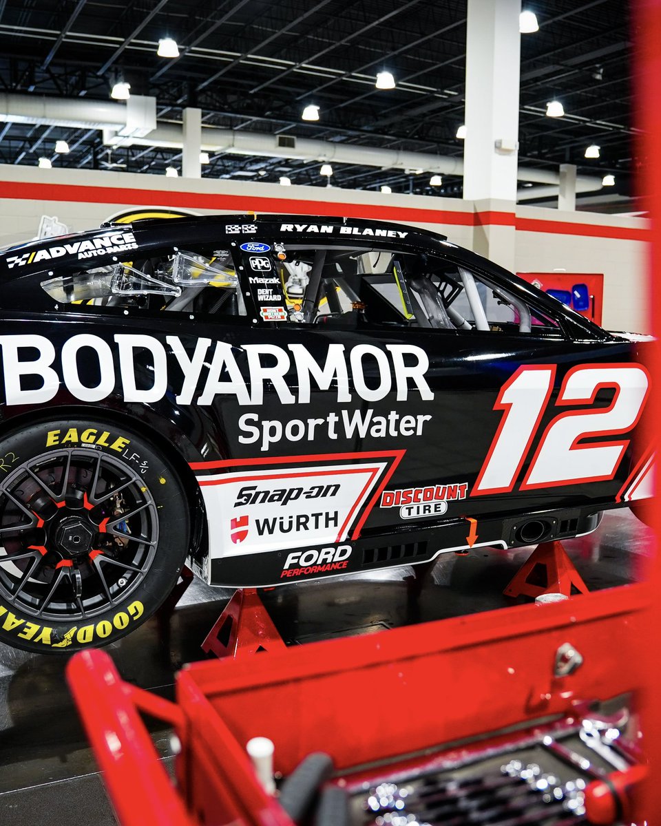 Team_Penske's tweet photo. Looking sporty. https://t.co/qPrSP1Aszt