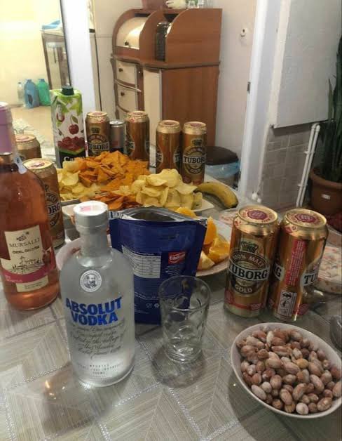 Gecemiz başlasın uçuş başlasın kadınımla baş başa