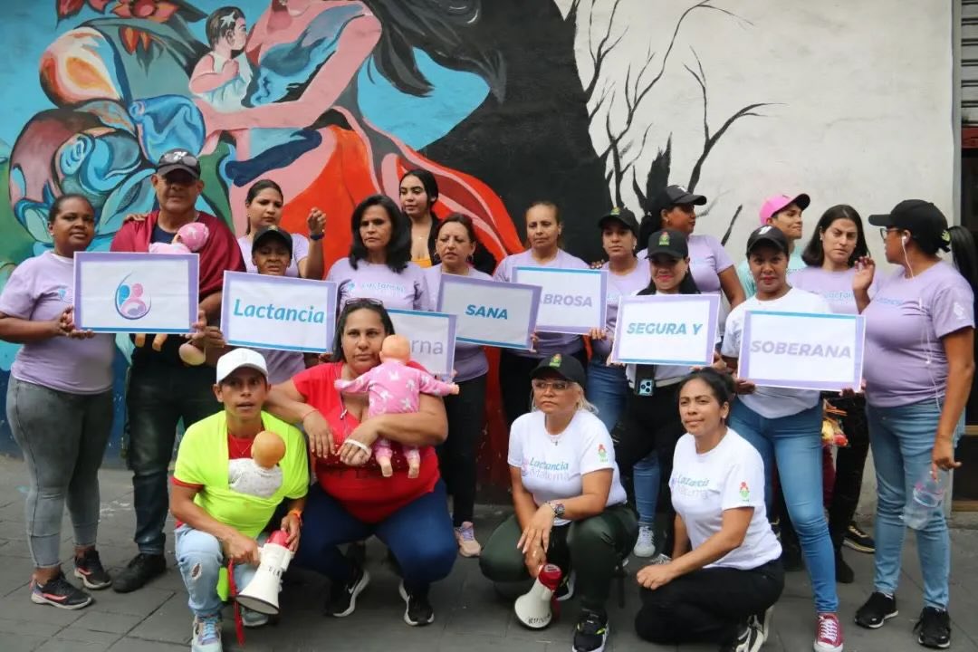 Celebrando la Semana Mundial de la Lactancia Materna 🤱

El <a href="/InnVenezuela/">Nutriendo Conciencias</a> se desplegó en varias parroquias de #Caracas, para fomentar la #LactanciaMaterna como la mejor fuente de nutrición.

<a href="/NicolasMaduro/">Nicolás Maduro</a>
<a href="/DhelizAlvarez/">Dheliz Álvarez</a>
<a href="/marilyndilucave/">Marilyn Di Luca</a>
<a href="/VTVcanal8/">VTV CANAL 8</a>
#PuebloSonrienteYEnPaz