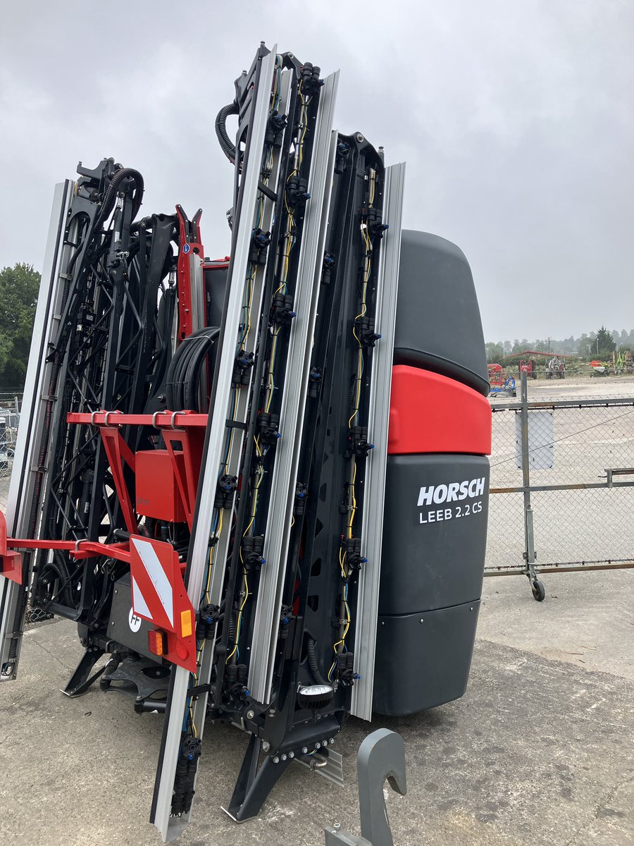 CLAAS_Eastern's tweet image. Order early for next season #HORSCH #LEEB #Sprayer