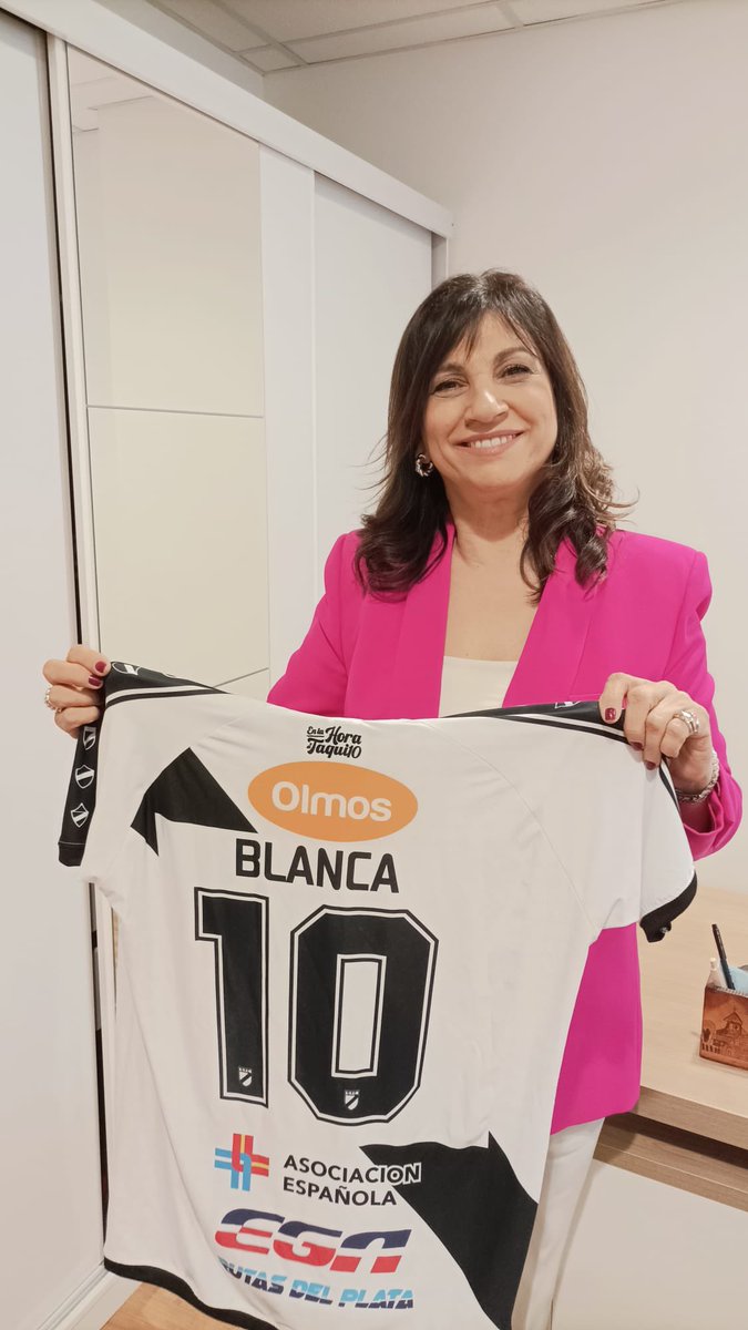 Blanca Rodriguez - Hija de inmigrantes. tweet media