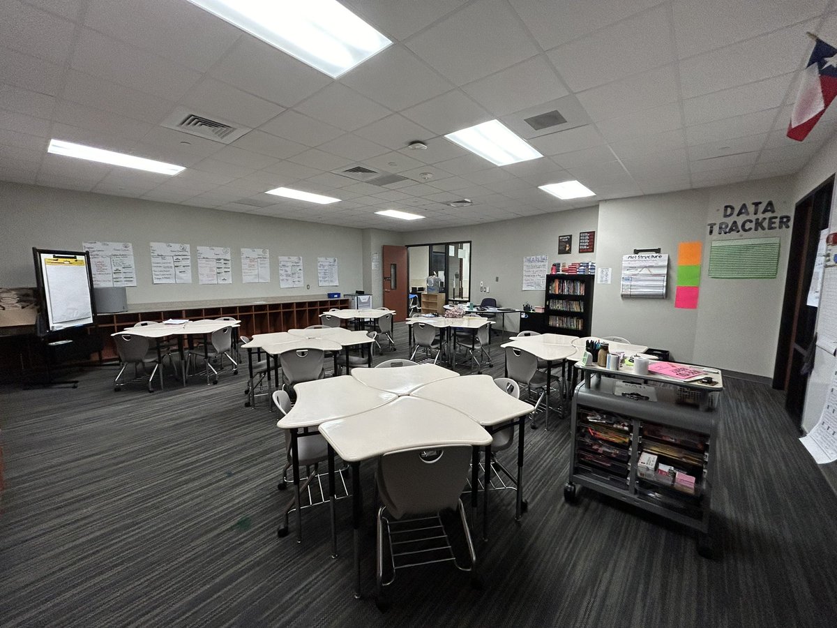 Isla Lewis tweet media