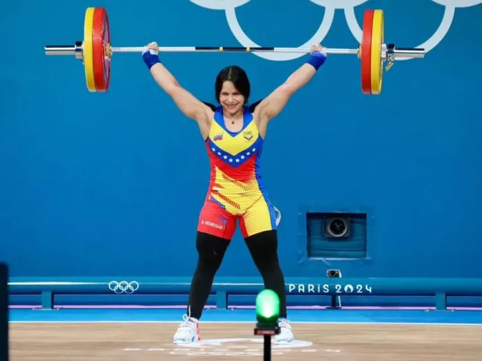 #GranTrujillo Trujillana Anyelin Venegas es la cuarta del mundo en halterofilia lc.cx/eDHXYV
