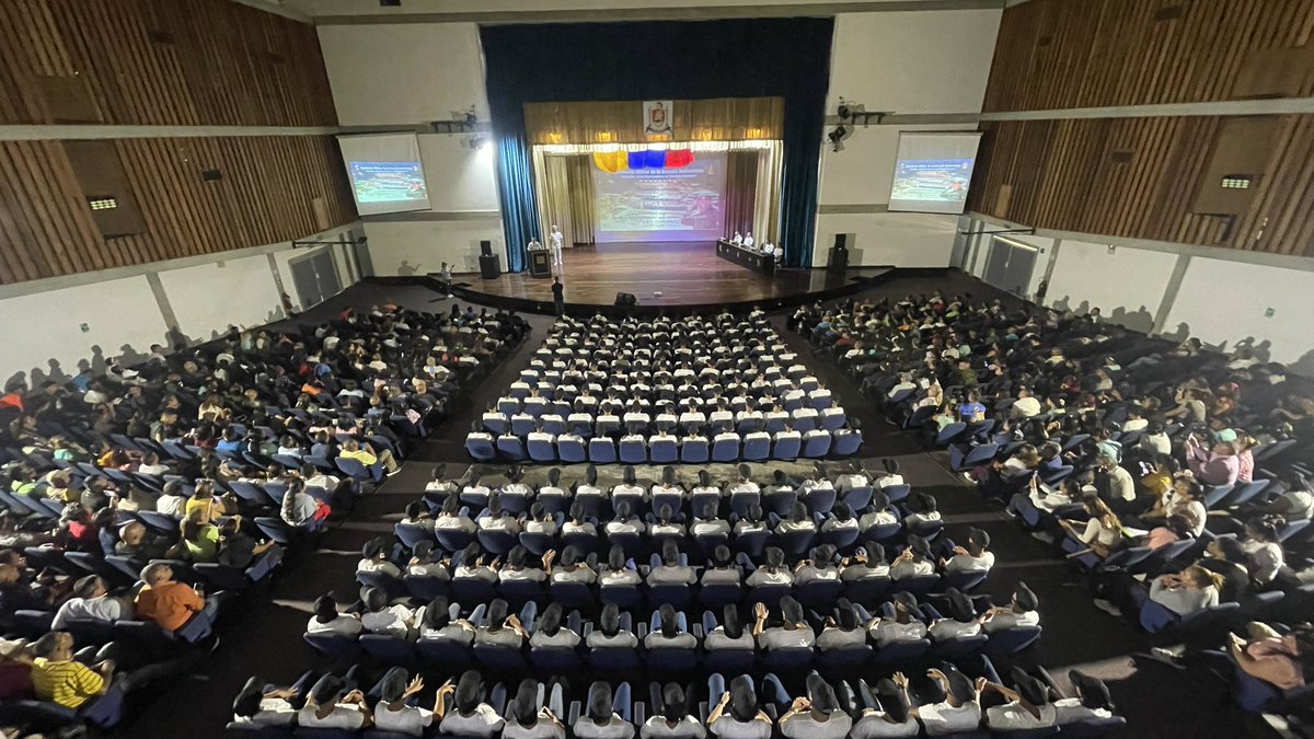 Academia Militar de la Armada Bolivariana tweet media