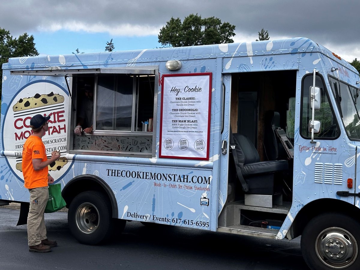 BuildinControl's tweet photo. Come join our Building Controls &amp; Solutions Boston team from 1:00 PM - 3:00 PM for a sweet treat from Boston's famous Cookie Monstah and stay from 3-4 PM for E3 Point Programming training from Craig Kholos at Honeywell Analytics, meet our team!
#bostonhvac #bostoncombustion https://t.co/UDTNnBDIcc
