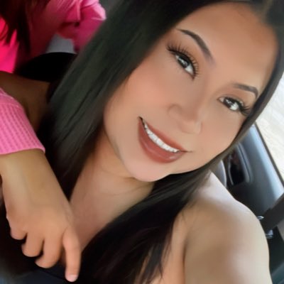anakflowers's tweet photo. #NewProfilePic
My baby girl photo bombed me 💞 https://t.co/tWhvGqQEfm