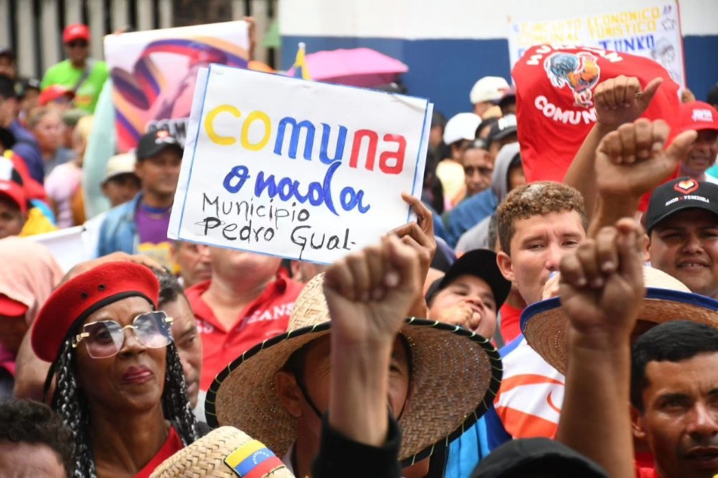 HectoRodriguez's tweet image. La convocatoria a una nueva Consulta Popular Nacional está hecha: el próximo 25 de agosto los vecinos y vecinas de los 4.500 circuitos comunales del país elegirán nuevos proyectos para seguir invirtiendo recursos y mejorar la calidad de vida de todos. 

El Poder Popular en…