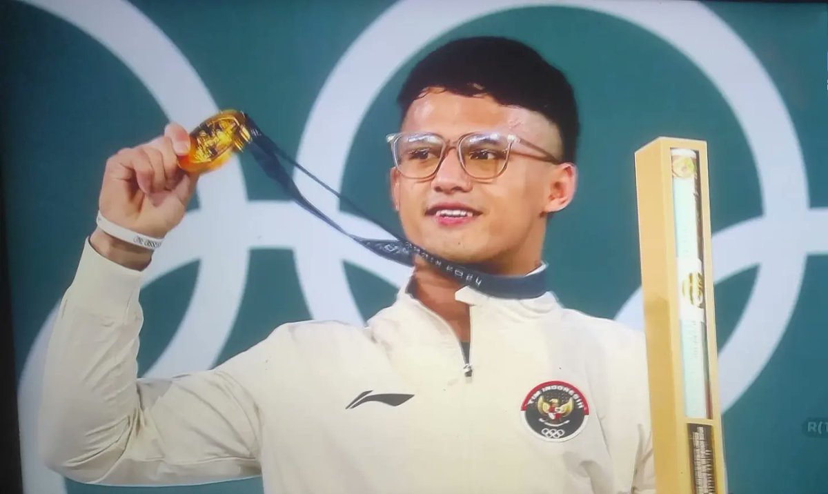 jurnalbultang's tweet photo. Selamat Rizki. Medali emas kedua buat Indonesia di Olimpiade Paris 2024. https://t.co/qw624bKZI0