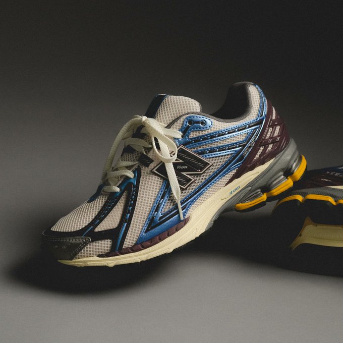 SOLELINKS's tweet photo. Ad: New Balance 1906R on sale for $99.98 each + shipping

Licorice/Moonbeam:https://t.co/aCjcVNtfZn
Blue/Moonbeam:https://t.co/CwdlYWXysa
Silver/Crimson:https://t.co/Wc3a0w71RV
Silver/Blue:https://t.co/xX4jdNFP5r https://t.co/ZyAFRYSkin
