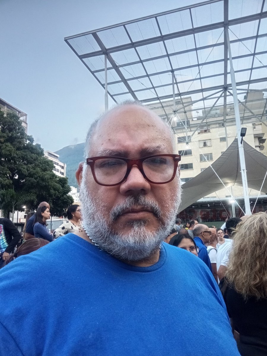 En el acto por la liberación de los presos políticos. Y por los DDHH.