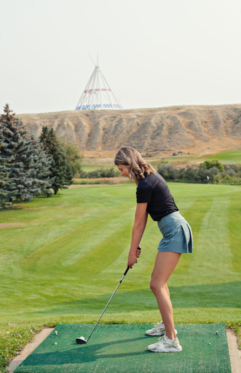 Tee off with the whole family at @paradisevalleymh!

This Family Golf Package includes:

+2 adult &amp; 2 youth 9-hole rounds of golf at Paradise Valley Golf Club
+ One-night stay at your choice of hotel

4 people golf and stay in a hotel for only $149 🤯

buff.ly/3v8MYcc