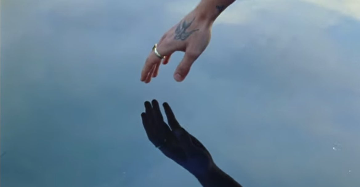 seasonshawn's tweet photo. IT’S NOT A SONG, IT’S A FEELING #WhyWhyWhy https://t.co/cW6sdHGA7i