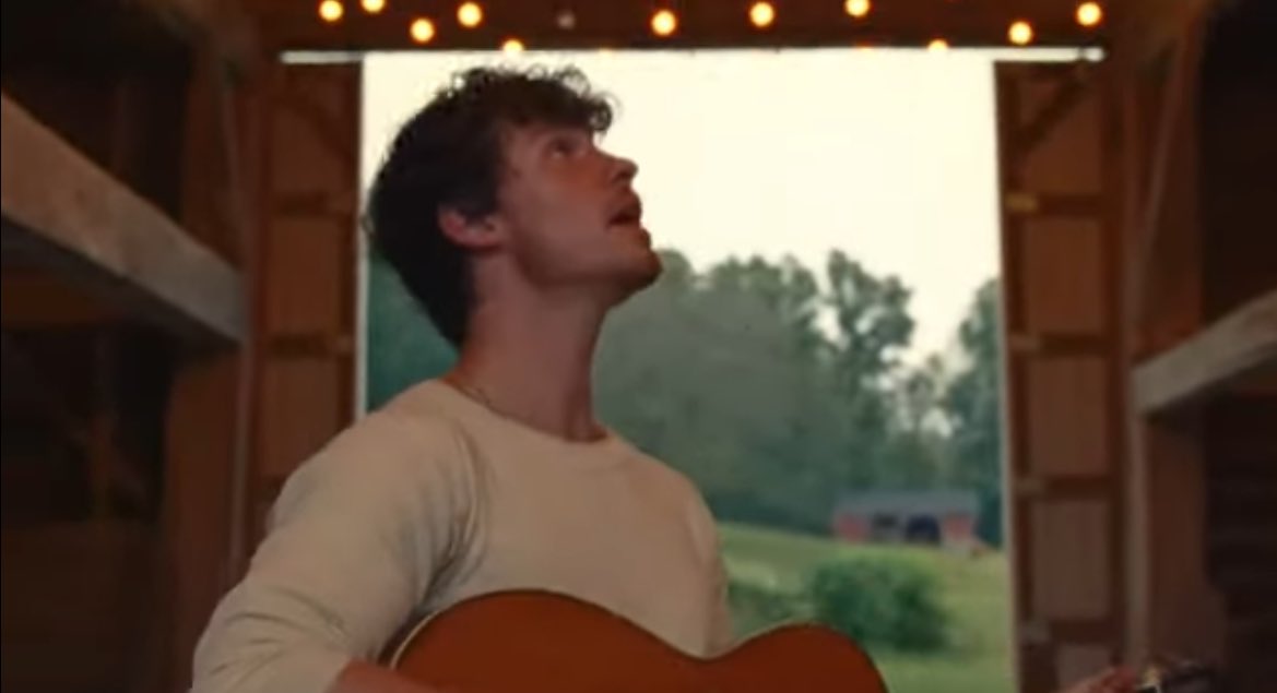 seasonshawn's tweet photo. IT’S NOT A SONG, IT’S A FEELING #WhyWhyWhy https://t.co/cW6sdHGA7i