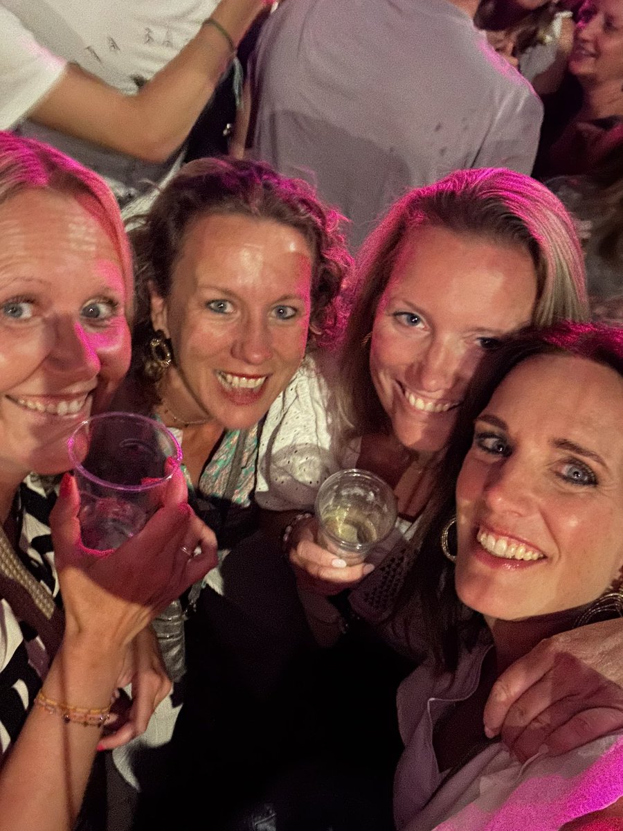 Zomeravond in Etten Leur! ❤️🩷