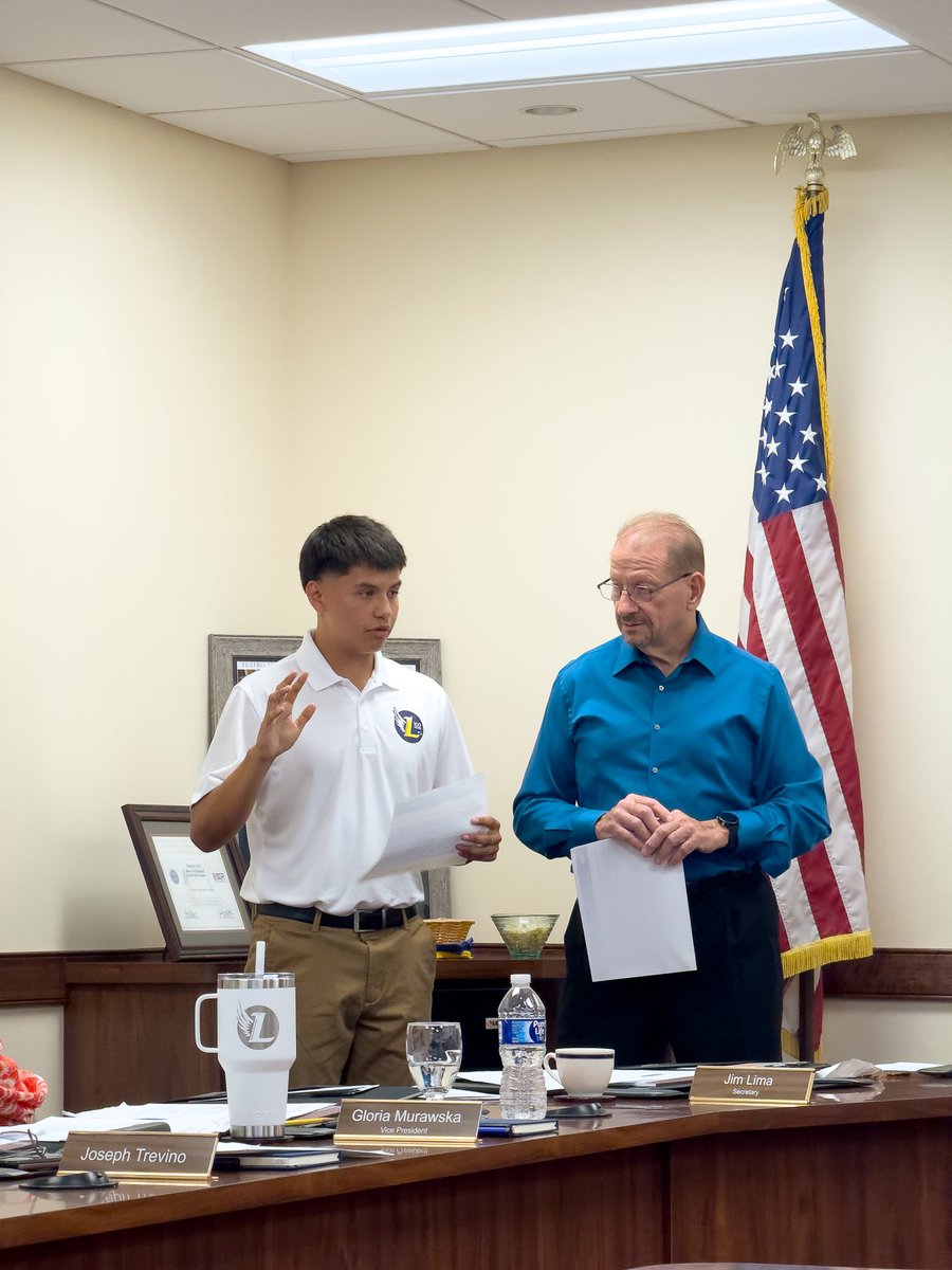 Leyden High Schools District 212 tweet media