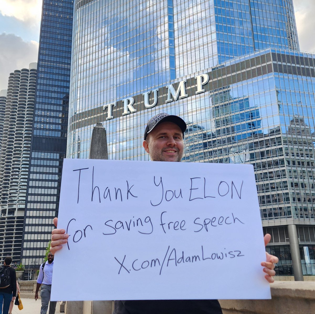 AdamLowisz's tweet photo. @elonmusk Thank you Elon for fighting for human rights such as freedom of speech. We take for granted these rights in the US while in the UK people are being arrested for memes. 👏 https://t.co/YxoREqen8t