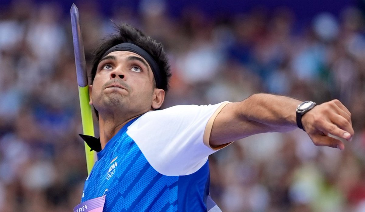 SPORTYVISHAL's tweet photo. After cricket, Neeraj Chopra is the only person who woke up 1.4 billion people at 1 am to watch a game. 

Man you are a gem, bigger than any medal, your legacy is immortal. 🇮🇳 https://t.co/QRFeAB62sE