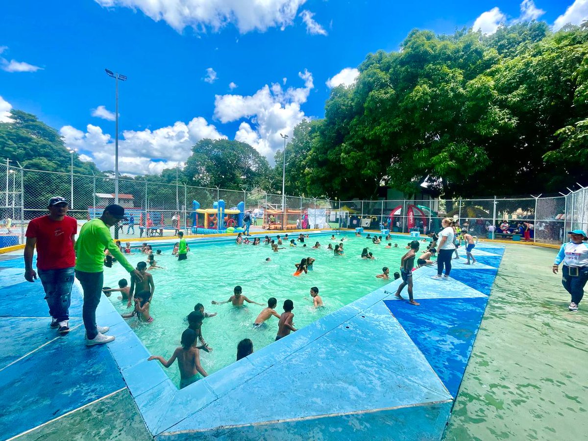 #SabíasQué❓Inició con éxito Plan Vacacional Comunitario Mostacho Fest 2024 en Guárico

Más información ⬇️
👁 tinyurl.com/42sreze9

#Guárico
#PuebloSonrienteYEnPaz 🇻🇪
#GuáricoProduce