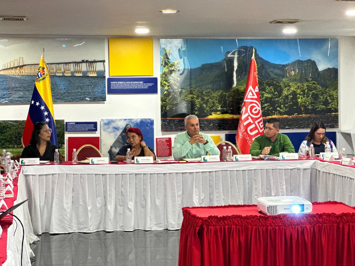 Alí Ernesto Padrón Paredes (@aliernesto32) on Twitter photo Asimismo, conversamos sobre las actividades a realizar, en el marco de la Semana Mundial Turismo, Premio Nacional de Turismo y la Feria Internacional de Turismo de Venezuela Táchira 2024.
¡Seguimos avanzando!
<a href="/NicolasMaduro/">Nicolás Maduro</a> Asimismo, conversamos sobre las actividades a realizar, en el marco de la Semana Mundial Turismo, Premio Nacional de Turismo y la Feria Internacional de Turismo de Venezuela Táchira 2024.
¡Seguimos avanzando!
<a href="/NicolasMaduro/">Nicolás Maduro</a>