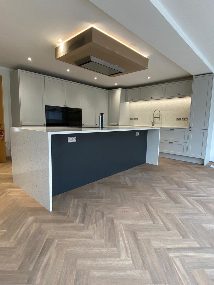 DM installations tweet media