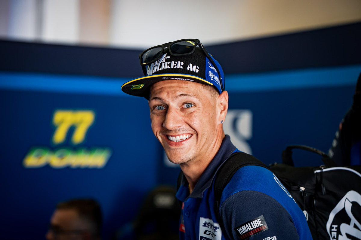 DomiAegerter77's tweet photo. Arrived @autodromodoalgarve 🎢 🇵🇹 😁
#portimao #portugal #algrave #worldsbk #race #weekend #gytr #grt #yamaha #team #ready #domi77 #aegi77 #77 #livefullgas #domifighter
📸: @pierpaolo_franceschini
https://t.co/2Sxu1KJNGl https://t.co/UDV8rrzIcL
