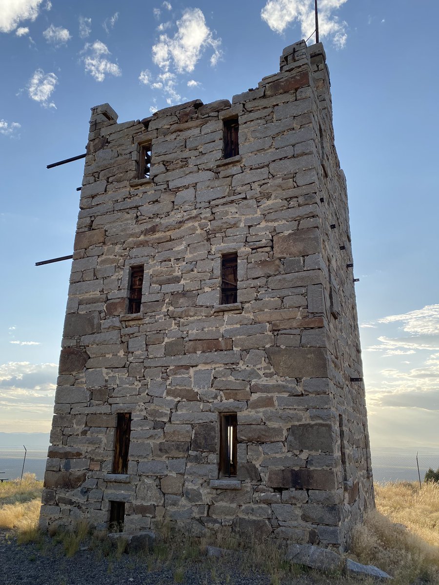 ColinofCa's tweet photo. Stokes Castle in Austin on the Loneliest Highway, Nevada. Built in 1897, it was only occupied for two months before being abandoned. Absolutely worth the stop. #highway50 #austin #nevada #castle #greatbasin #loneliesthighway https://t.co/zJVTDst9DX