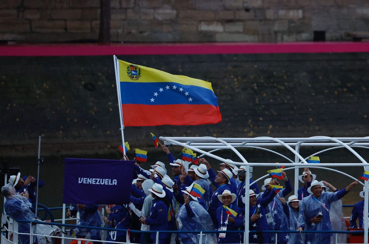 Bueno, Venezuela 🇻🇪 llegó al 09 de agosto sin medallas y con solo 4 diplomas olímpicos. 

Dependerá de Keydomar/Naryury en las pesas o de Anthony en la lucha. 

La última vez que 🇻🇪VEN se fue en blanco de los JJOO fue en Sídney 2000, hace 24 años.