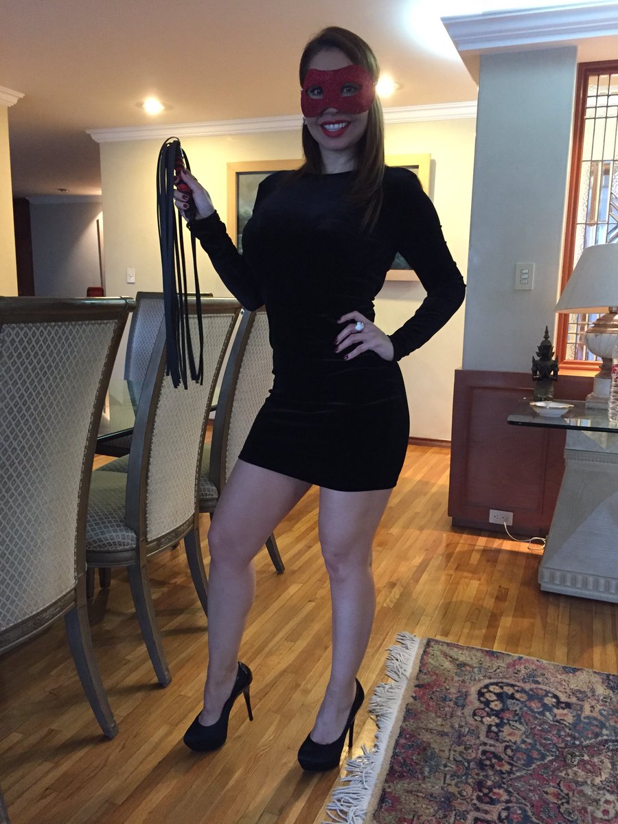 dilek_serp's tweet photo. Çok fazla deneyime sahip biriyle mi yoksa oyunda yeni biriyle mi yapmayı tercih edersin?

#Feet #ojeda https://t.co/Uj1IVP1Vz9