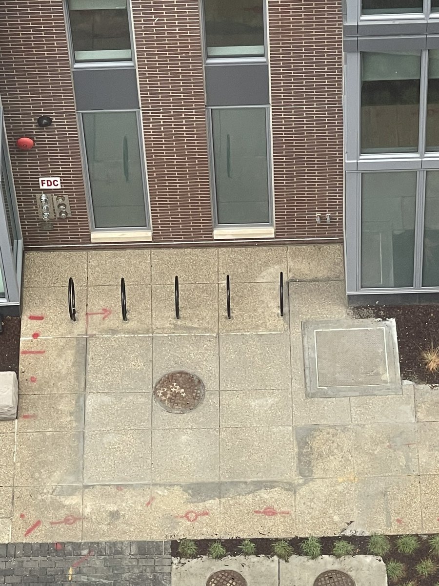 Glad to report that the sidewalk has been fixed! 👏🏼