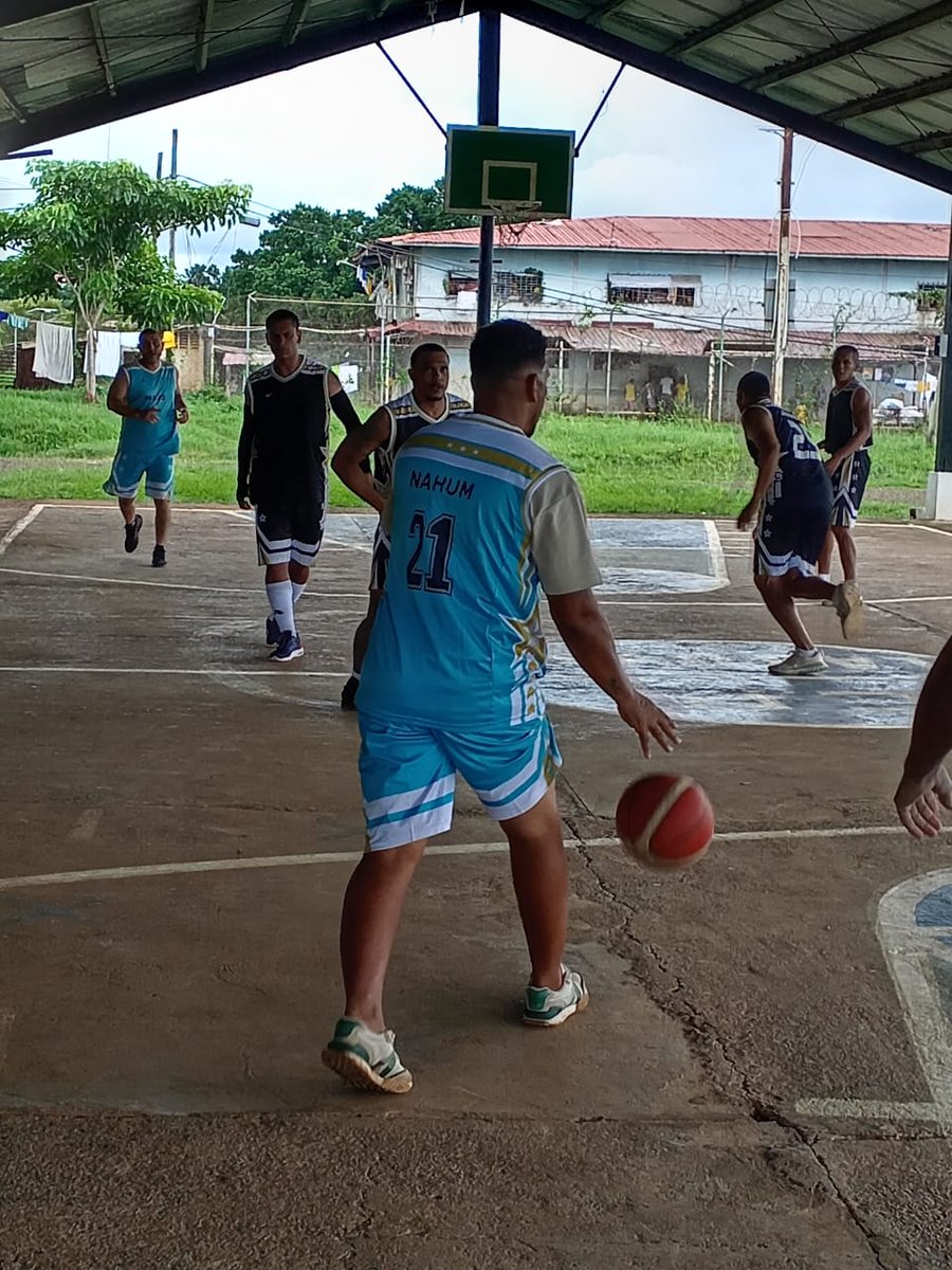 Dirección General del Sistema Penitenciario tweet media
