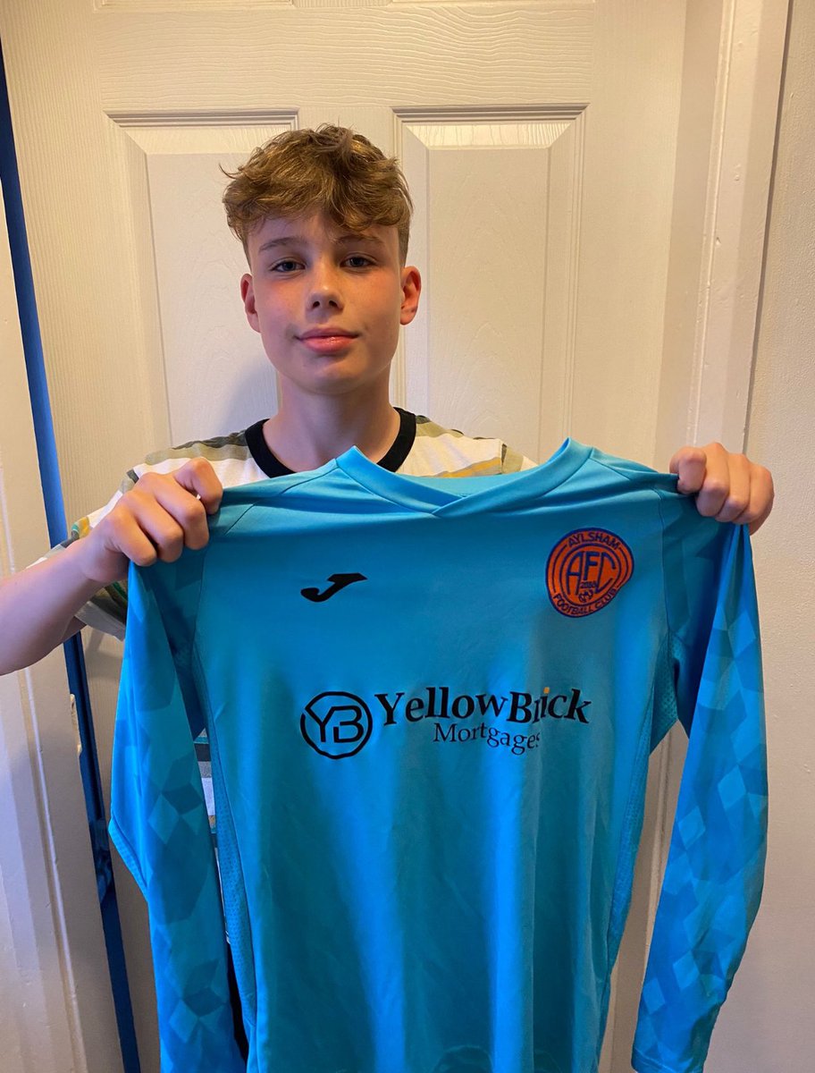 #1 Bold statement but this young man IS the best GK in Norfolk at under 13’s, end of! Rue has elevated our team and that has been backed up with a string of outstanding saves throughout his first season. Showcasing that with 2️⃣ unbelievable saves in our cc semi. ✍️💪🏼🟠🔵