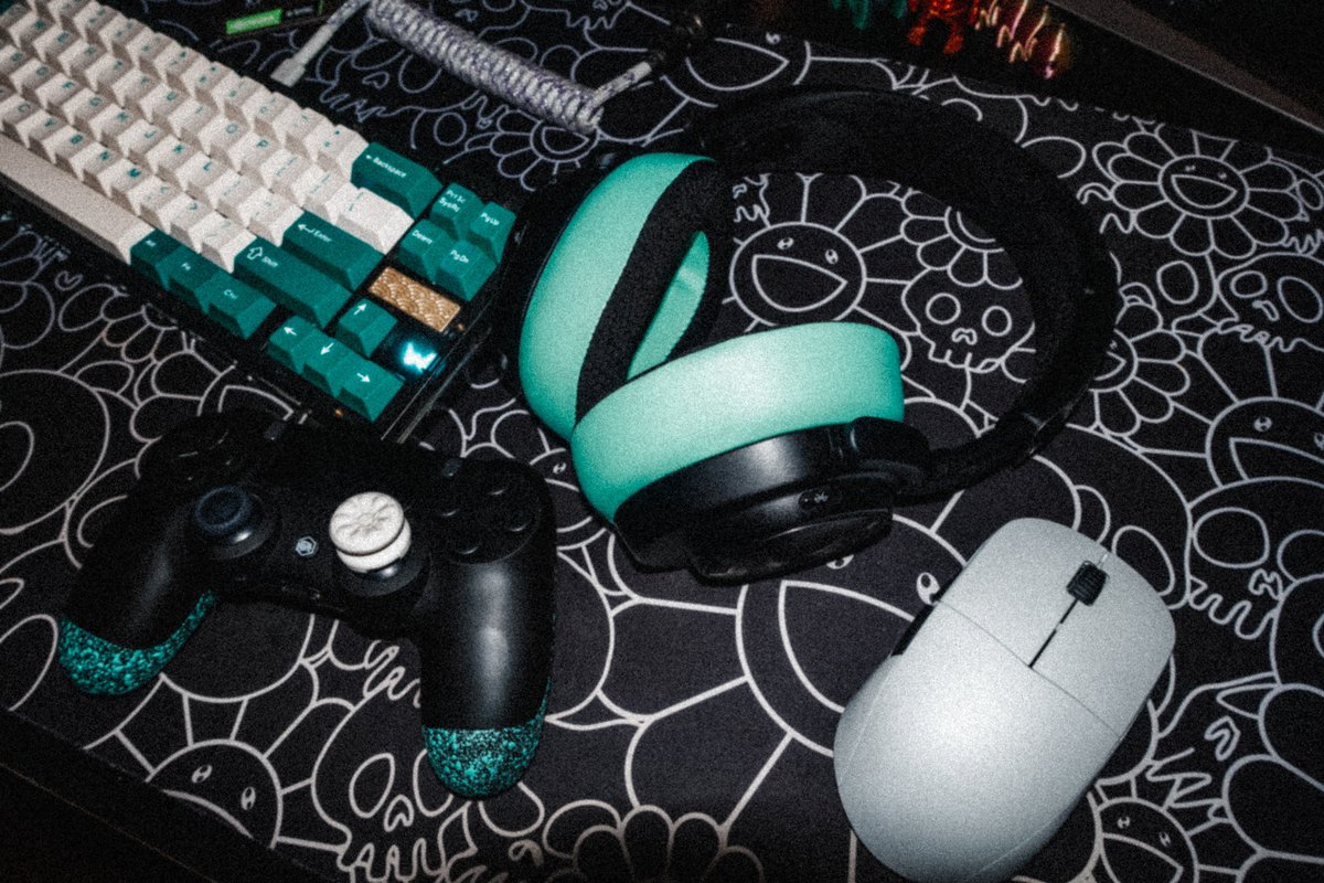 dannyelkc's tweet image. desk is looking mint 😮‍💨

#WickedCushions | #UnleashTheBeaver